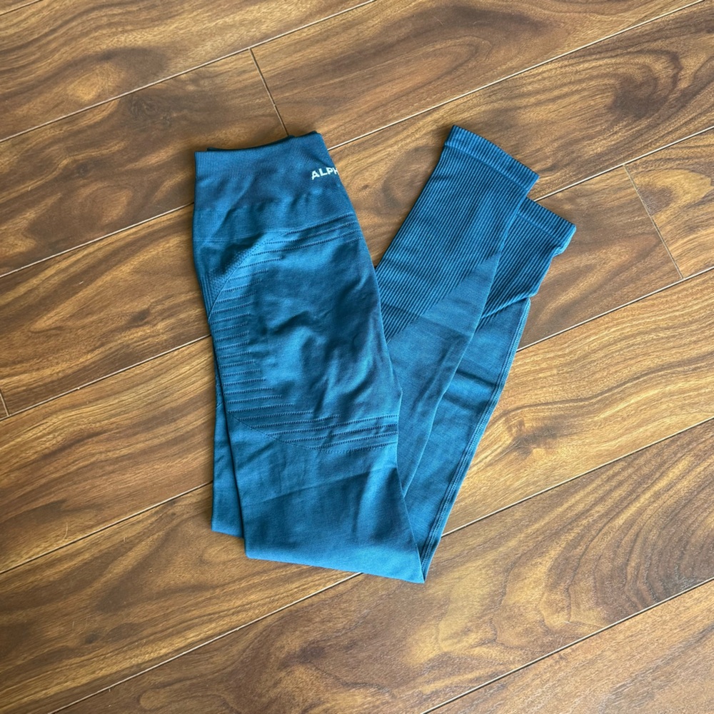 Alphalete Ozone Legging Small Atlantic Blue